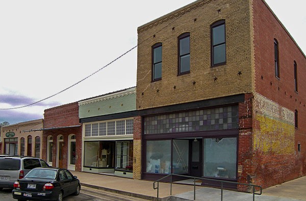 Texas Auto Center Sells Used Cars to Elgin